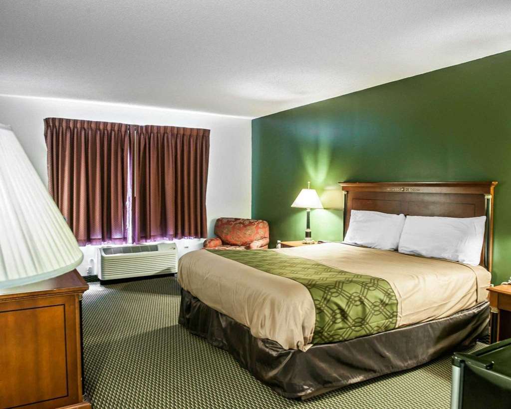 Royal Inn Rockville Room photo