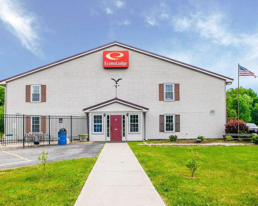 Royal Inn Rockville Exterior photo