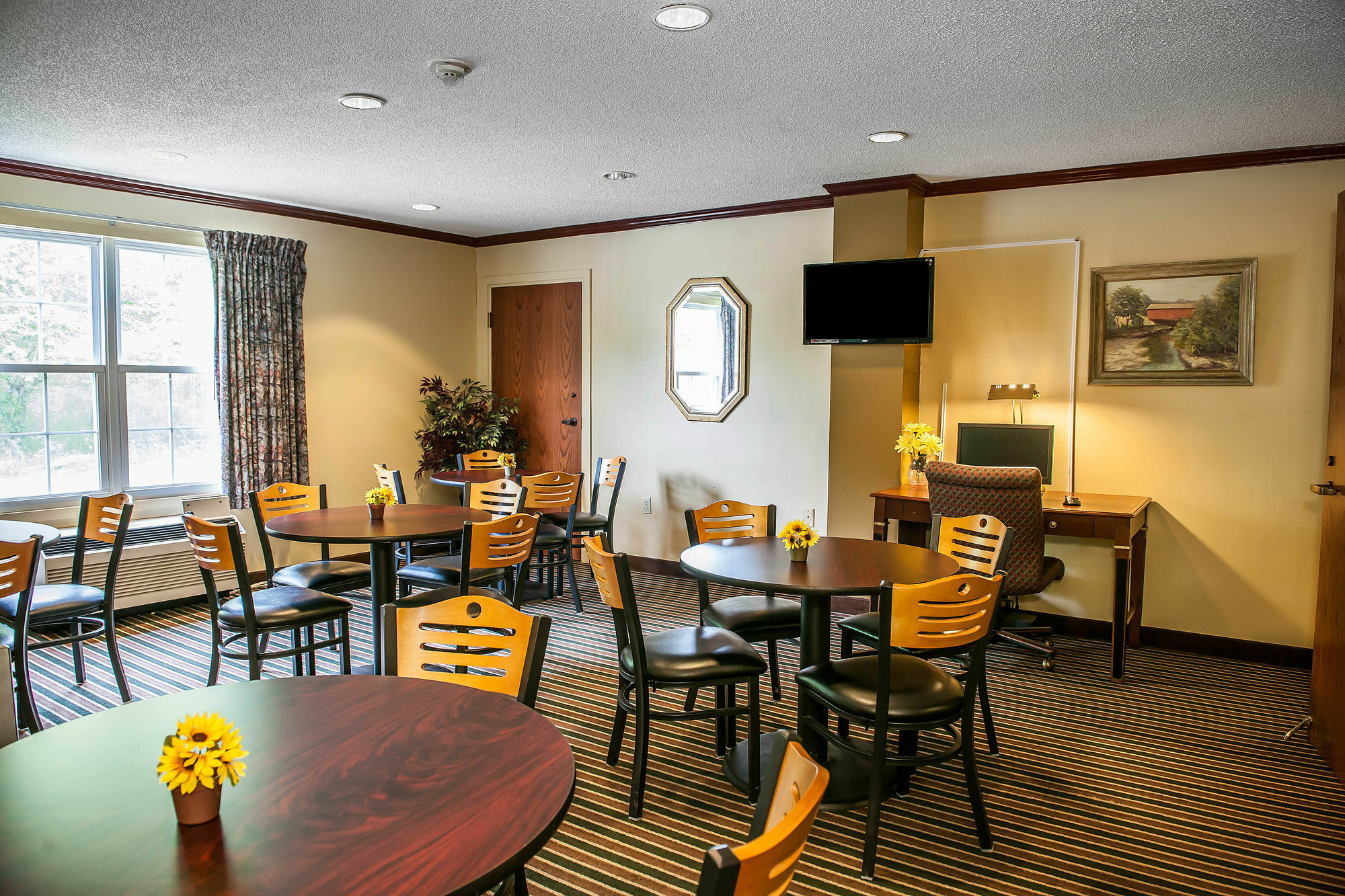 Royal Inn Rockville Exterior photo